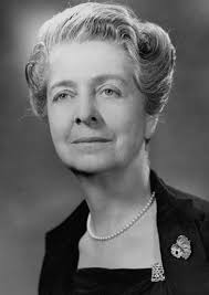 http://asso.machiavelli.free.fr/Site_francais/De_l_italie/De_l_italie_L/Rita_Levi_montalcini.html http://asso.machiavelli.free.fr/Site_francais/De_l_italie/De_l_italie_L/Rita_Levi_montalcini.html