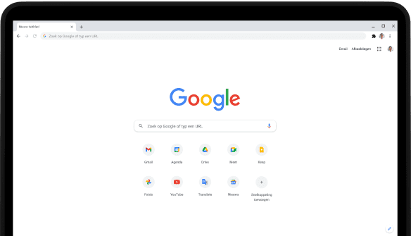Linkerhoek van een Pixel Go-laptop met een scherm waarop je de Google.com-zoekbalk en favoriete apps ziet.